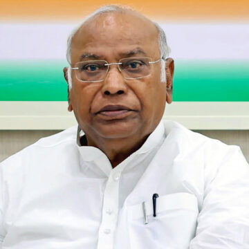 “It is in the hands of the party high command”: Cong chief Mallikarjun Kharge on speculation of change of guard in Karnataka