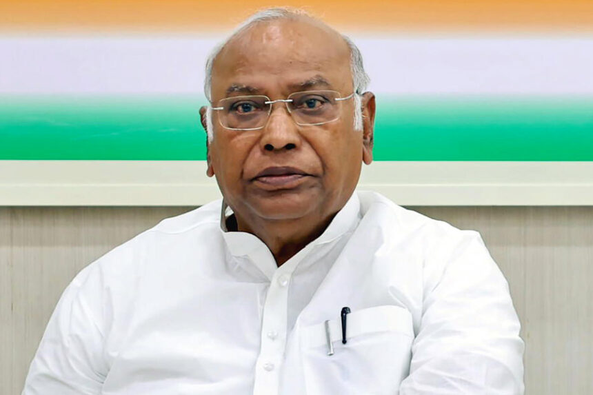“It is in the hands of the party high command”: Cong chief Mallikarjun Kharge on speculation of change of guard in Karnataka