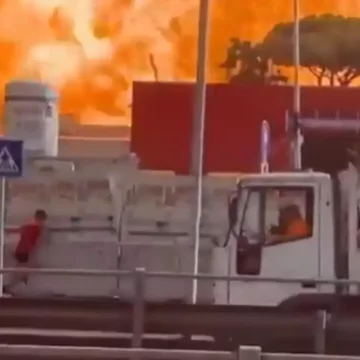 Italy: 21 people injured in a petrol station explosion in Rome, causing fires and damage to buildings
