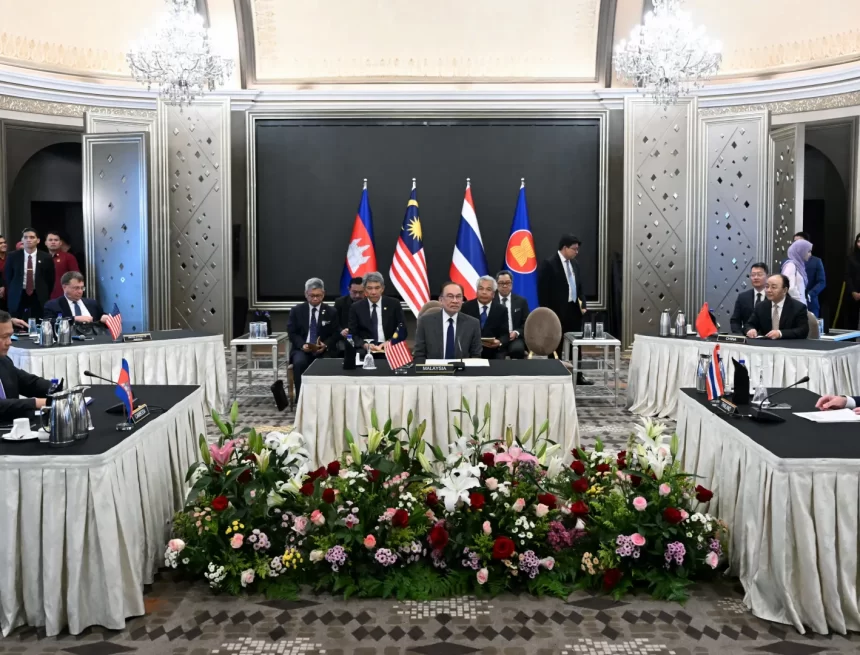 AFP__20250728__68228JB__v2__HighRes__TopshotMalaysiaThailandCambodiaBorderConflict-1753688087 Cambodia & Thailand agree to “immediate, unconditional ceasefire” after fatal clashes along their border