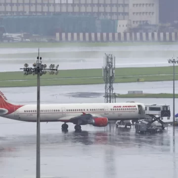 Air India flight for Mumbai returns to Jaipur shortly after takeoff due to technical issue