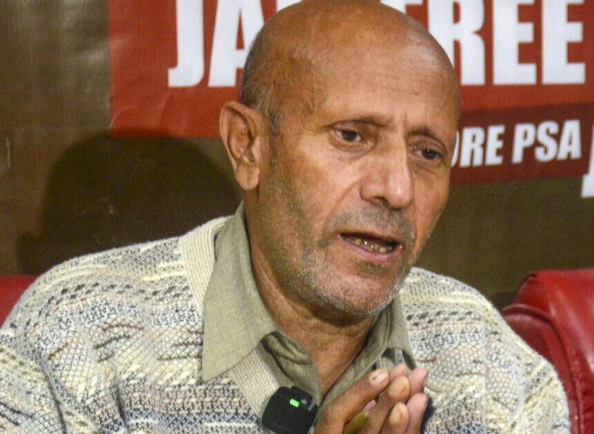 deccanherald_2025-03-26_5z45cbiw_file7xskgkeebp0vd6qwe6w Terror case: Imprisoned J&K MP Engineer Rashid is granted custody parole to attend in Parliament