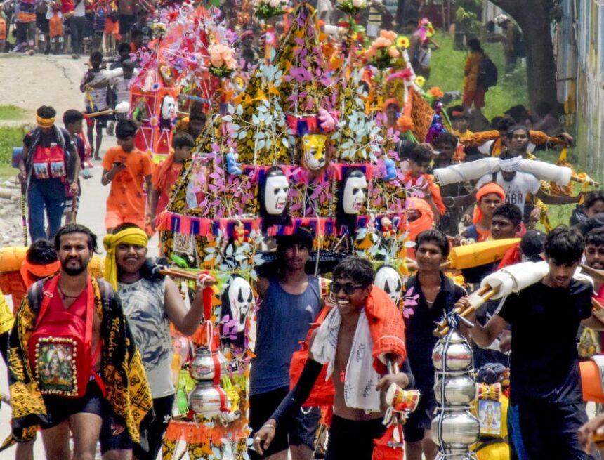 Plea in Supreme Court requests the retraction of the QR code for eatery owners On Kanwar Yatra route