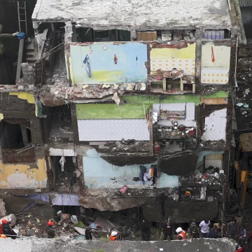 3 Dead,9 Injured After Four-Storey Building Collapses in Virar; Rescue Operation Continues