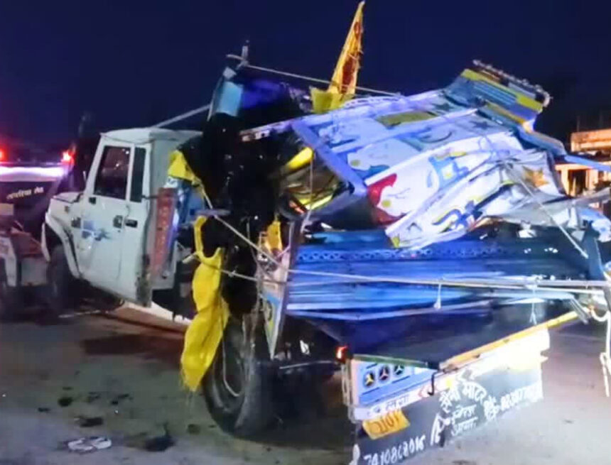 11 People lost their lives when a truck crashed into a container in Dausa, Rajasthan