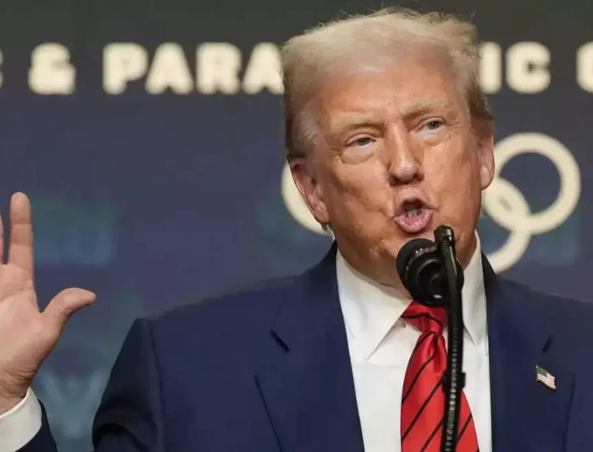 123138458 Trump cautions about ‘secondary sanctions’ following the imposition of a 50% tariff on India