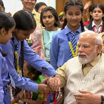 PM Modi greets the nation on Raksha Bandhan festival