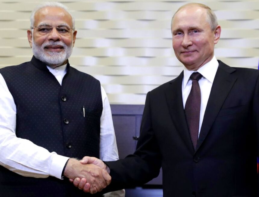 180522104319-modi-putin-0521-01 Russia Offers India 5% Discount on Crude Oil Amid US Tariff Pressure