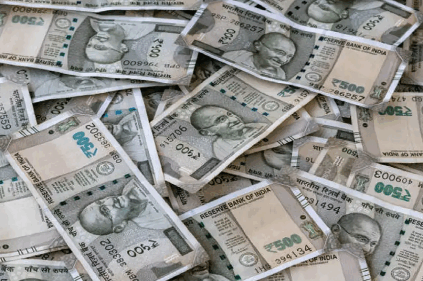 Government Denies Viral Claim About RBI Stopping Rs 500 Note Disbursal via ATMs