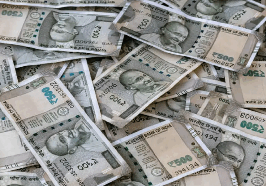 Government Denies Viral Claim About RBI Stopping Rs 500 Note Disbursal via ATMs