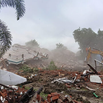 Bhopal Administration Demolishes Illegal Construction by Machhli Family