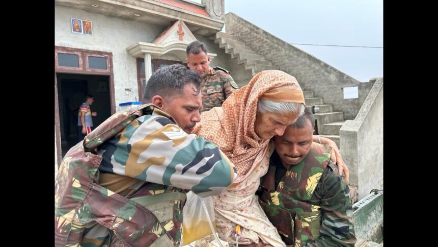Punjab Floods: Army Rescues 22 CRPF Personnel and Civilians as Shelter Collapses Post-Evacuation