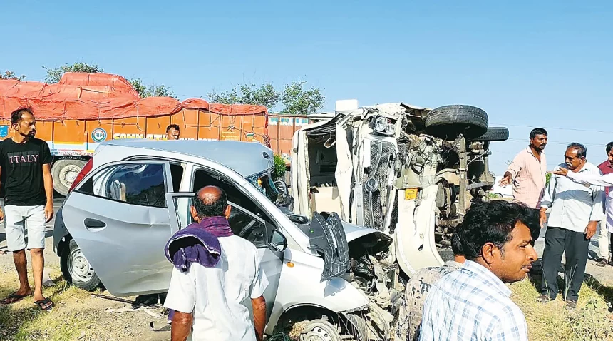 Four people lost their lives in an accident close to Morbi