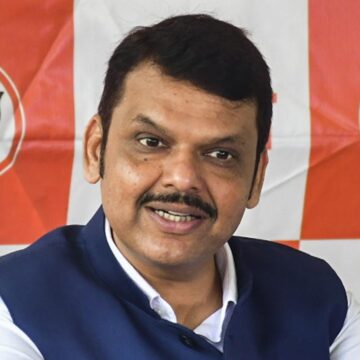 Maharashtra CM Fadnavis Clarifies: No Plan to Control Citizens’ Food Choices Amid Meat Ban Row