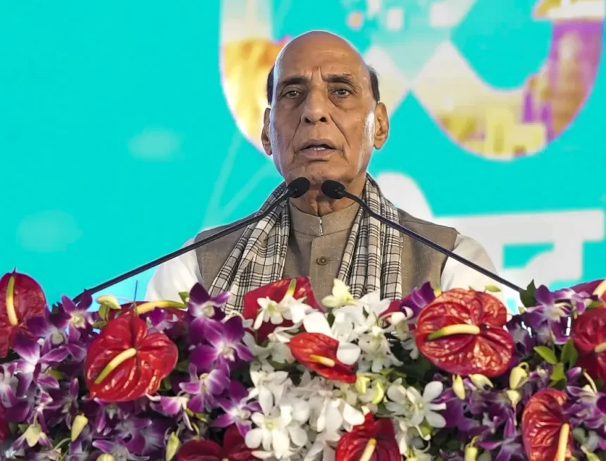 PTI08_10_2025_000122B Rajnath Singh Calls Asim Munir’s ‘Dumper’ Comment a Confession, Highlights India’s Economic Strength
