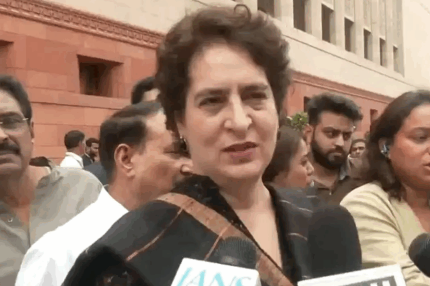 Priyanka Gandhi Slams EC for Demanding Rahul’s Affidavit on Voter Fraud: ‘Why No Investigation?’