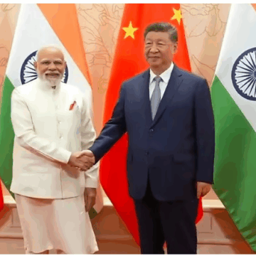 PM Modi Meets Chinese President Xi Jinping in Tianjin, Highlights Peaceful Border Atmosphere