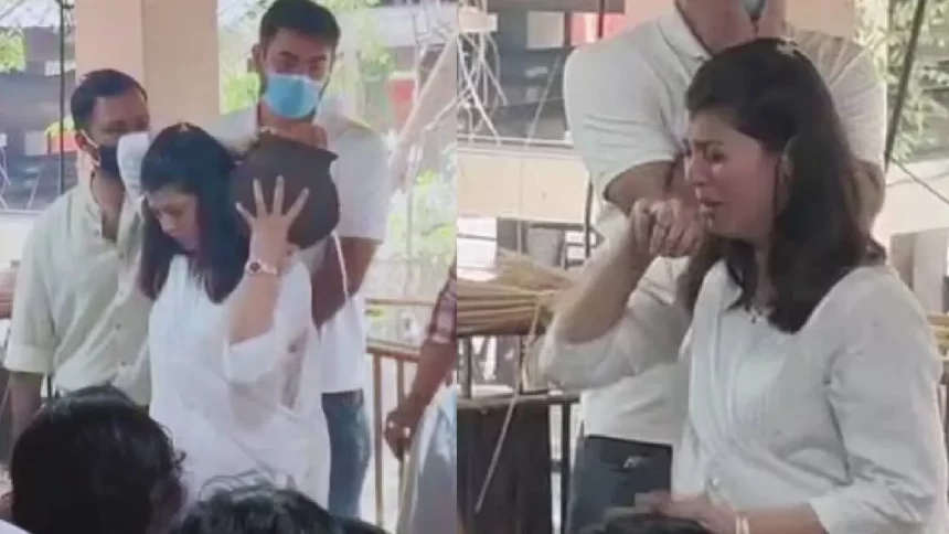 Tejaswini Pandit Breaks Down at Mother Jyoti Chandekar’s Funeral in Pune