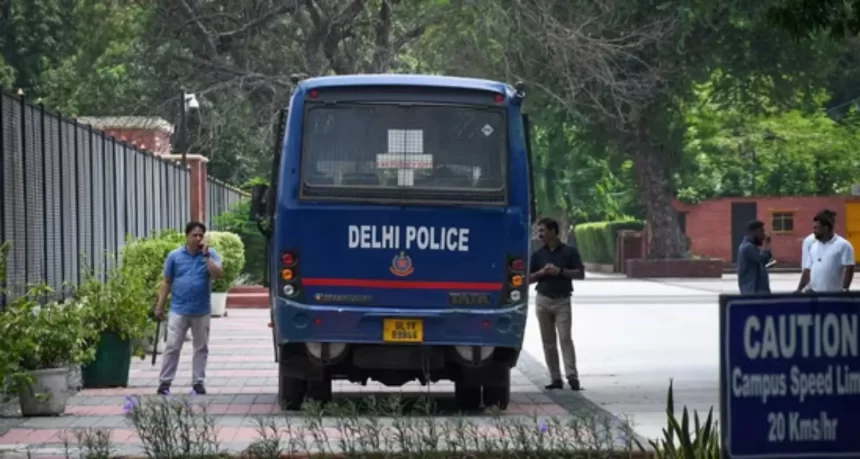 Bomb Threats Target Delhi Schools Again; Karol Bagh and Malviya Nagar Institutions Evacuated