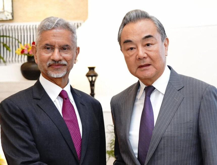 content_image_cc6b9883-0180-479c-a93f-caa19c055b9e India, China Agree to Maintain Border Peace and Resume Direct Flights