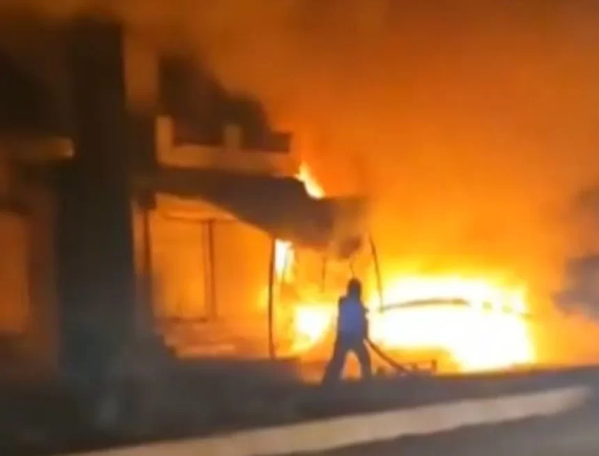 fire-1-1755912790 Massive Fire After LPG Tanker Accident in Hoshiarpur: 2 Dead, Several Injured