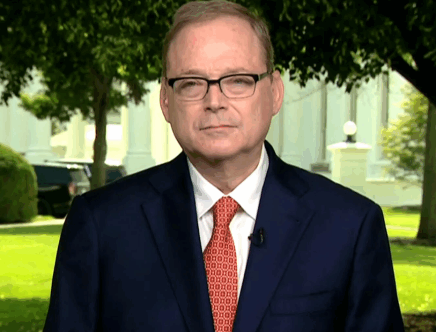 image Trump Economic Adviser Issues Stern Warning: “If India Doesn’t Budge, Trump Won’t Either” Amid 50% Tariffs