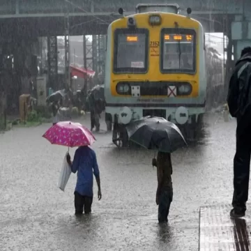 Mumbai Local Train Services Halted on Central and Harbour Lines Amid Torrential Rains