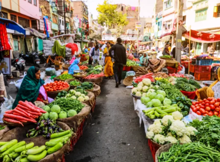 vendors PM SVANidhi Scheme Extended Till 2030 with ₹7,332 Crore Outlay to Empower Street Vendors