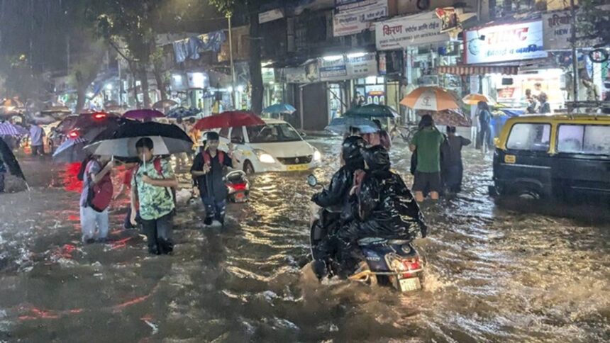 Mumbai Rains: Heavy Downpour Causes Waterlogging, IMD Issues Red Alert for City