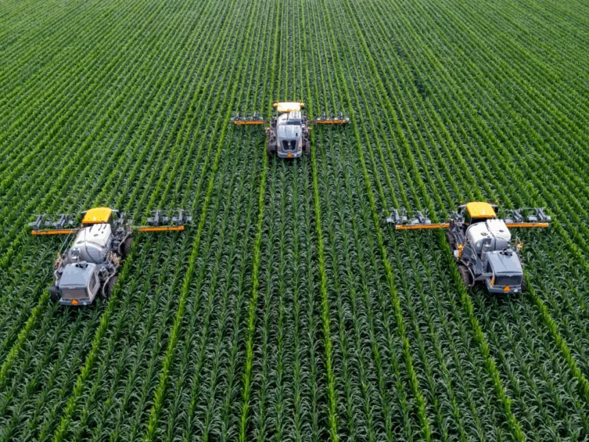 Union Minister Shivraj Singh Chouhan honors MS Swaminathan at centenary conference in Delhi