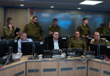 israel-warns-‘powerful-hurricane’-will-strike-skies-of-gaza-city