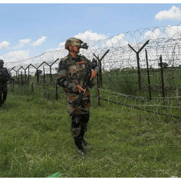 Pakistan Opens Fire at LoC Before Asia Cup Clash, India Responds with 20 Rounds