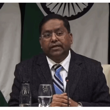 ‘Stay Away’: MEA Urges Indians Not to Join Russian Army Amid Ukraine Conflict