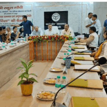 Rahul Gandhi, UP Minister Dinesh Pratap Singh in Heated Rae Bareli DISHA Meeting Exchange