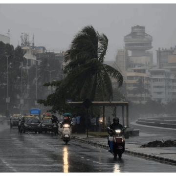 Mumbai Weather Update: Light to Moderate Showers, Cloudy Skies, No Heavy Rain Alert