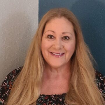 Woman Claims She Died Twice, Argued With God to Return for Her Children