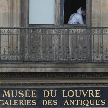 Louvre Museum Heist: Timeline of the Daring Daylight Robbery
