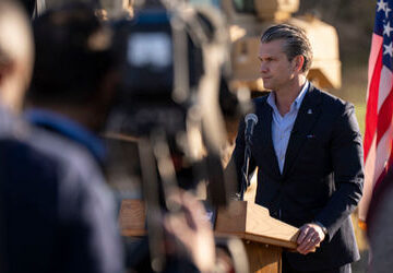 us-launches-airstrikes-on-isis-targets-in-syria-in-retaliation-for-deadly-attack