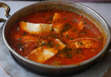 public-campaign-grows-to-save-uk’s-oldest-indian-restaurant,-veeraswamy