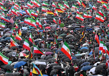 around-200,000-protesters-join-anti-iran-regime-rally-in-munich
