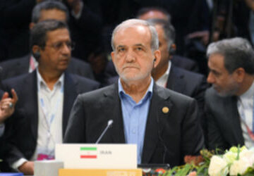 iran-president-apologises-to-neighbouring-countries,-says-no-plan-to-invade