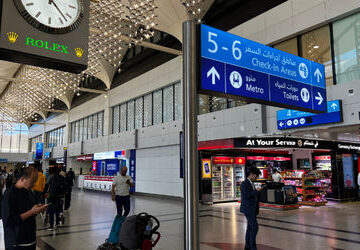 dubai-airport-temporarily-suspends-all-flights-after-drone-hits-fuel-tank