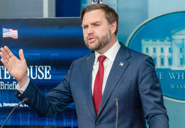 trump’s-reputation-at-stake-in-iran-war,-speculation-over-vance-leading-peace-talks-in-pakistan