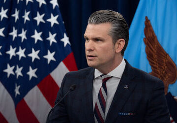 us-defence-secretary-ousts-army-chief-amid-iran-war-turmoil