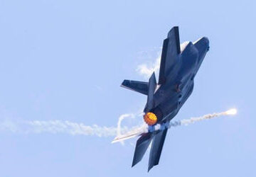 us-jets-shot-down-over-iran;-rescue-underway