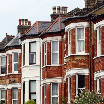 -1x-1 London Office Market Faces Deepening Green Compliance Crisis as Majority of Buildings Risk Obsolescence