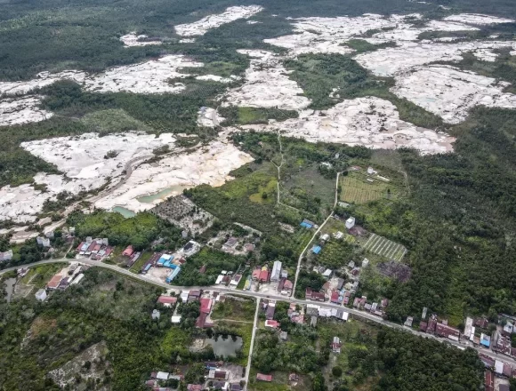 Nine Dead as Landslide Strikes Indonesian Mining Site Amid Heavy Rainfall