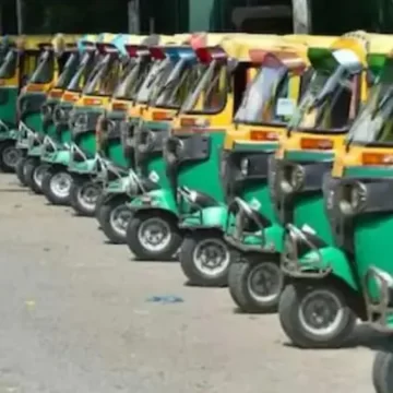 66c6a7a644e56-delhi-ncr-auto-taxi-strike-on-august-22--23-225116845-16x9 Delhi Transport Strike Sparks Massive Commuter Disruptions Amid Global Fuel Price Concerns