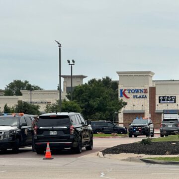 Targeted Gunfire at Texas Shopping Centre Leaves Two Dead, Three Injured in Business Dispute