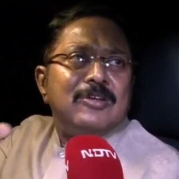 83h2pomg_ttv-dhinakaran_625x300_08_May_26 TVK and AMMK Clash Over Alleged Support Letter as Tamil Nadu Government Formation Drama Deepens